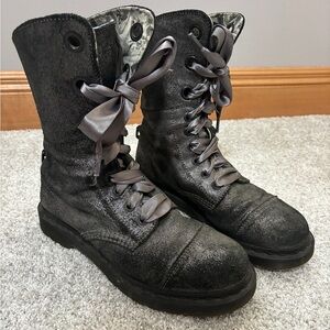 Dr. Martens boots | size 9 | gently worn